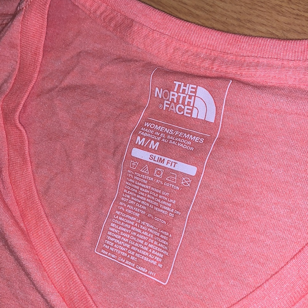 NWT The North Face Ahwahnee V-Neck Tri-Blend Tee - Picture 2 of 9